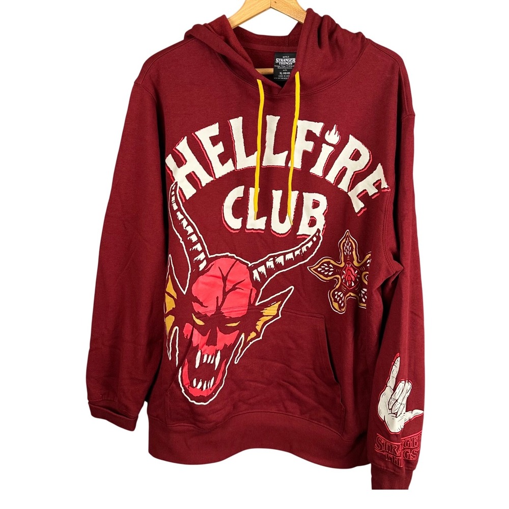 Stranger Things Hellfire Club Hoodie Maroon Graphic Pullover XL Burgundy Netflix